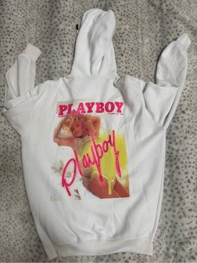 Hoodie with label